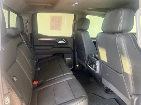 Used 2025 GMC Sierra 1500 Denali w/ Denali Reserve Package AWD/4WD image 29