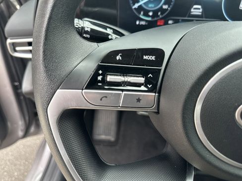 Used 2024 Hyundai Elantra SEL image 14