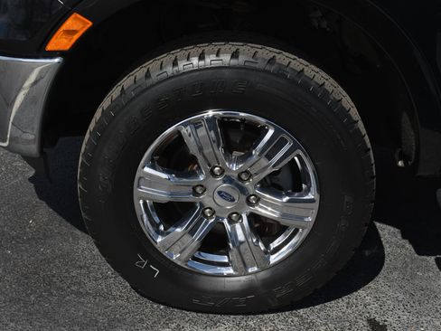 Used 2023 Ford Ranger XLT w/ Equipment Group 302A High AWD/4WD image 10