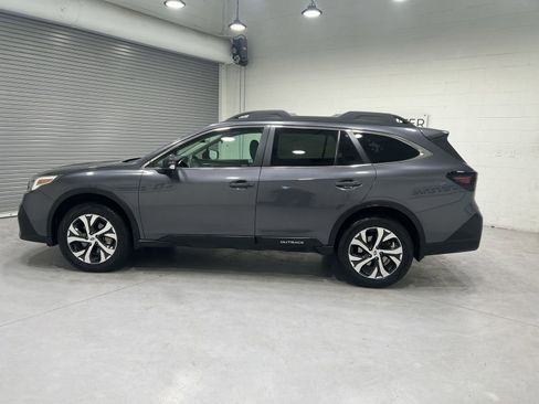 Used 2022 Subaru Outback Limited w/ Popular Package #2 AWD/4WD image 5