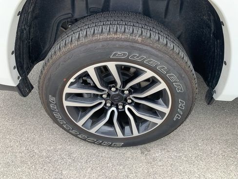 Used 2026 RAM 1500 Limited AWD/4WD image 9