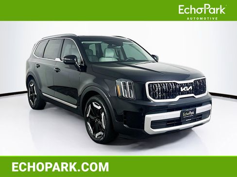 Used 2025 Kia Telluride EX image 1