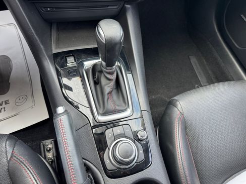 Used 2014 MAZDA MAZDA3 s Grand Touring FWD image 15