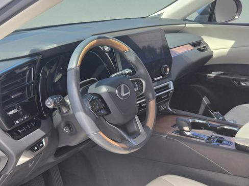 Used 2024 Lexus RX 350 Premium Plus w/ Convenience Package FWD image 20