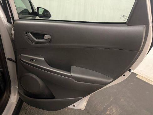 Used 2023 Hyundai Kona SEL image 28