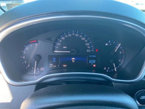 Used 2013 Cadillac SRX Luxury image 18