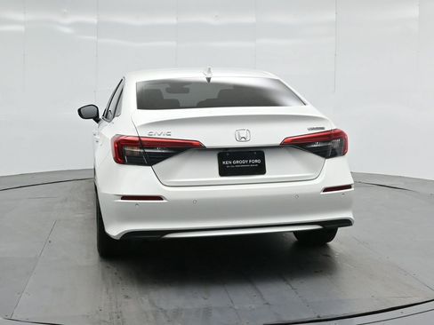 Used 2024 Honda Civic Touring image 26