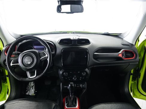 Used 2018 Jeep Renegade Trailhawk image 13