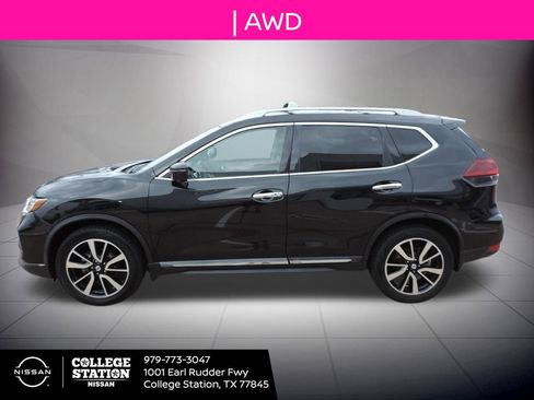 Used 2020 Nissan Rogue SL w/ Premium Package image 6