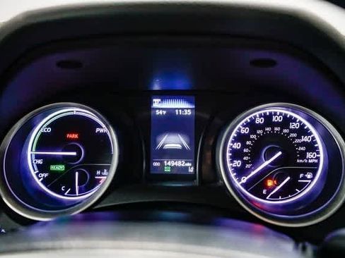 Used 2021 Toyota Camry LE image 24