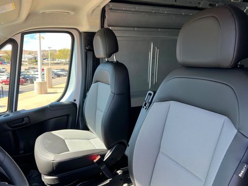 New 2026 RAM ProMaster 2500 FWD image 16