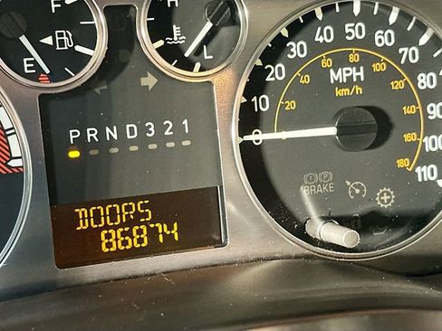 Used 2010 HUMMER H3T Alpha image 13