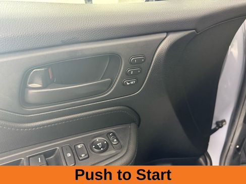 Used 2025 Honda Odyssey Sport-L image 11