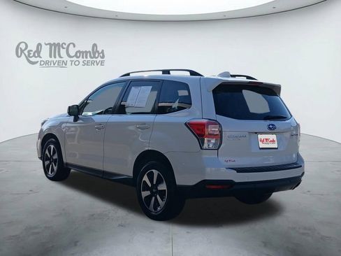 Used 2018 Subaru Forester 2.5i Limited AWD/4WD image 3