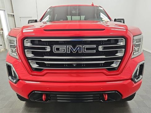 Used 2021 GMC Sierra 1500 AT4 w/ AT4 Premium Package AWD/4WD image 4