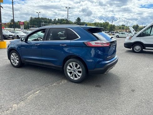 Used 2020 Ford Edge Titanium AWD/4WD image 5