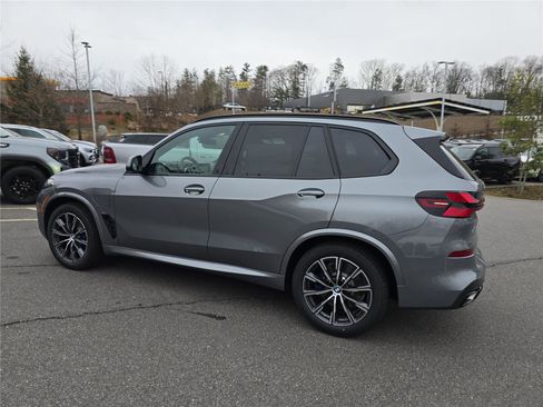 New 2026 BMW X5 xDrive50e w/ M Sport Package image 6
