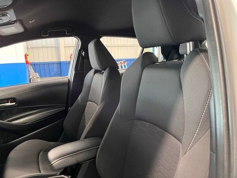 Used 2025 Toyota Corolla SE image 23