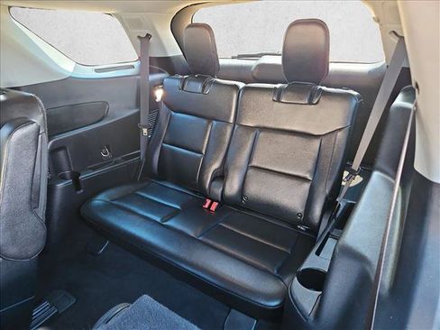 Used 2022 Ford Explorer Limited w/ Equipment Group 301A AWD/4WD image 20