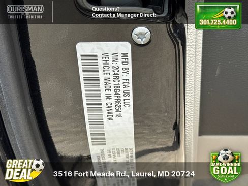 Used 2023 Chrysler Pacifica Touring-L FWD image 30