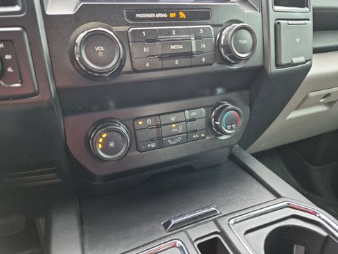 Used 2020 Ford F150 XL w/ Equipment Group 101A Mid AWD/4WD image 17