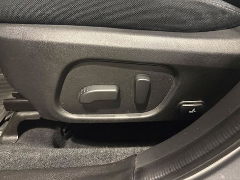 Used 2016 Subaru Forester 2.5i Premium w/ All-Weather Package AWD/4WD image 26
