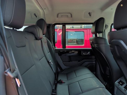 New 2025 INEOS Grenadier AWD/4WD image 38