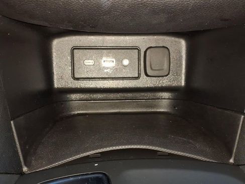 Used 2021 Chevrolet Equinox LT image 20