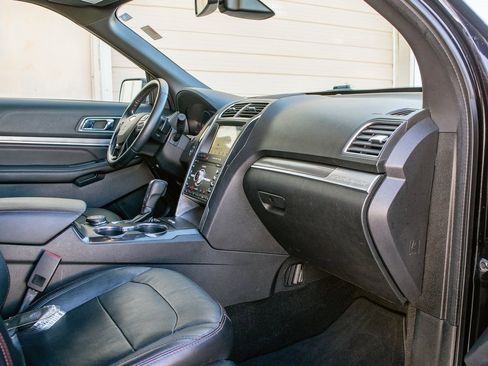 Used 2019 Ford Explorer Sport w/ Equipment Group 401A image 37