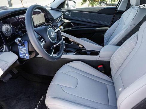 New 2026 Hyundai Elantra Limited FWD image 23