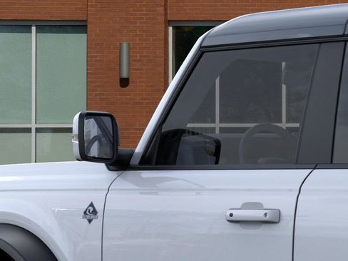 New 2025 Ford Bronco Outer Banks w/ Sasquatch Package image 22