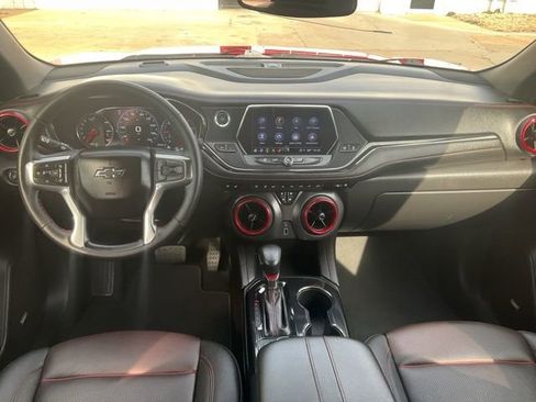 Used 2022 Chevrolet Blazer RS w/ Enhanced Convenience Package image 3