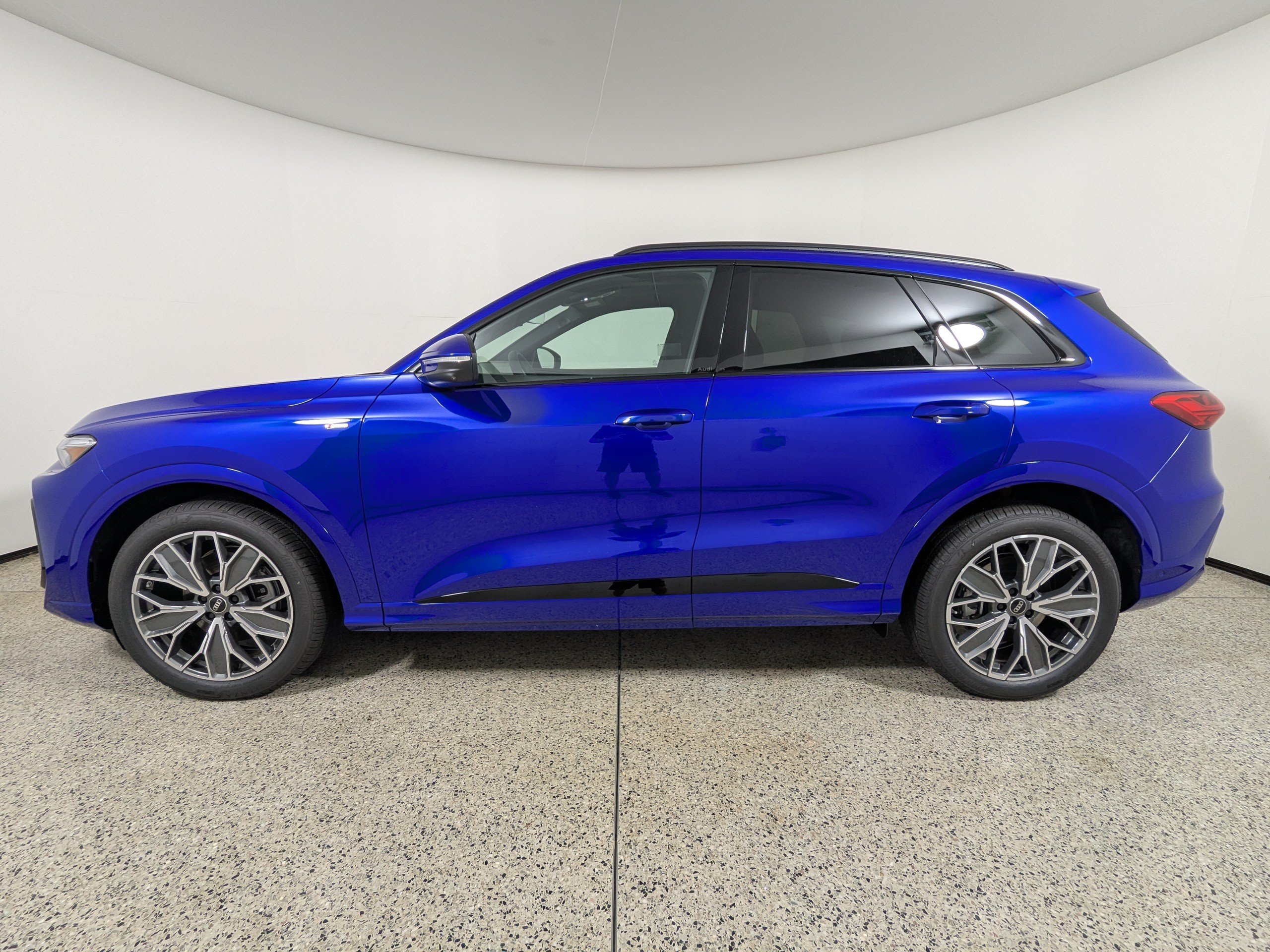 New 2026 Audi Q5 Prestige AWD/4WD image 4