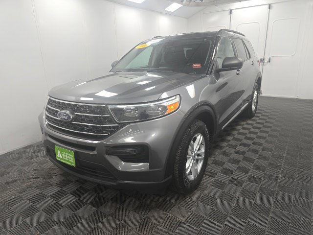 Used 2022 Ford Explorer XLT w/ Class IV Trailer Tow Package AWD/4WD image 3