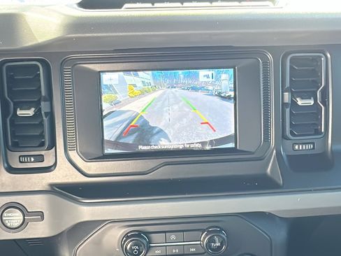 Used 2021 Ford Bronco Big Bend w/ Sasquatch Package image 20