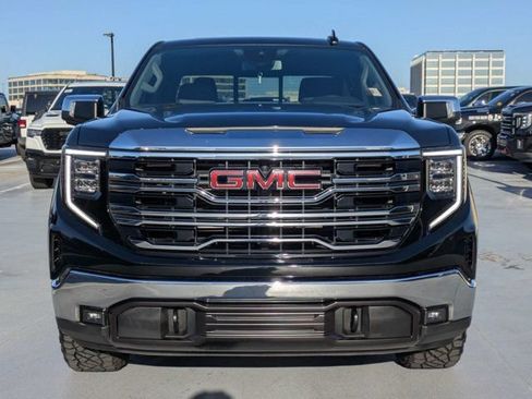 Used 2023 GMC Sierra 1500 SLT w/ SLT Premium Package AWD/4WD image 8