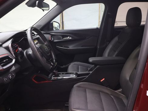 Used 2022 Chevrolet TrailBlazer RS AWD/4WD image 15