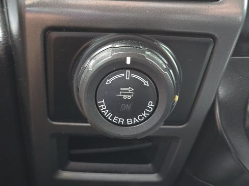 Used 2017 Ford F150 XLT w/ Equipment Group 301A Mid RWD image 28