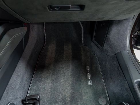 Used 2022 Porsche 911 GT3 image 58