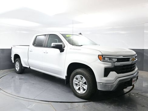 Used 2024 Chevrolet Silverado 1500 LT w/ Protection Package AWD/4WD image 5