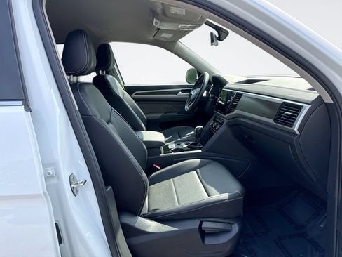 Used 2023 Volkswagen Atlas SE FWD image 25