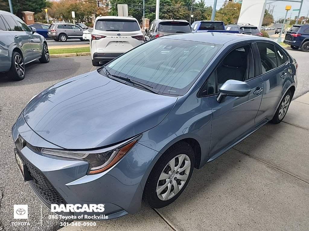 Used 2022 Toyota Corolla LE FWD image 1