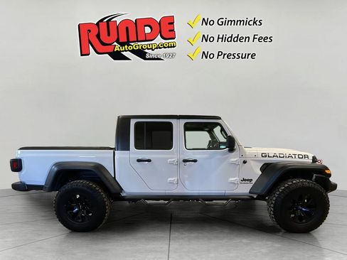 Used 2020 Jeep Gladiator Sport w/ Quick Order Package 24S image 6