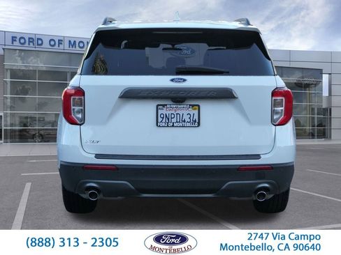 Used 2024 Ford Explorer XLT w/ Equipment Group 202A image 5