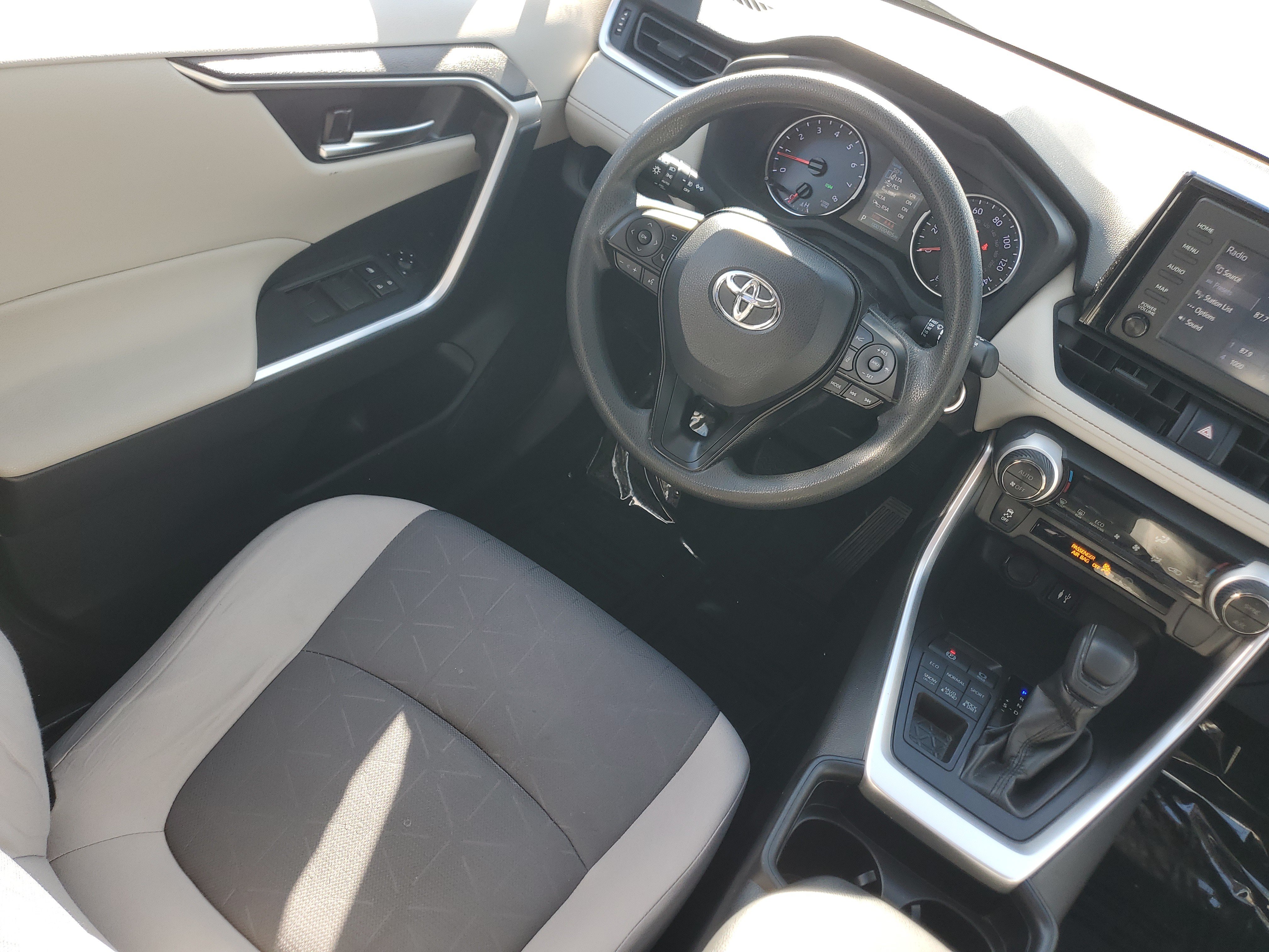 Certified 2019 Toyota RAV4 XLE w/ All Weather Liner Package AWD/4WD image 14
