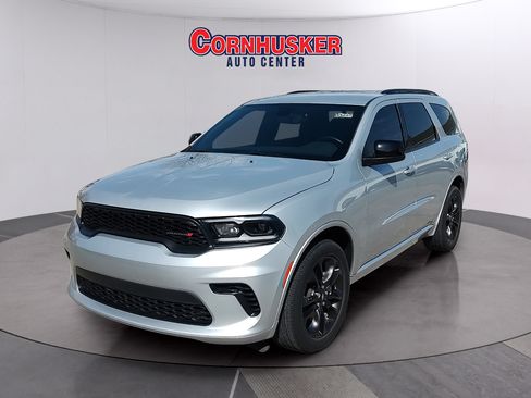 Used 2025 Dodge Durango GT w/ Blacktop Package AWD/4WD image 3