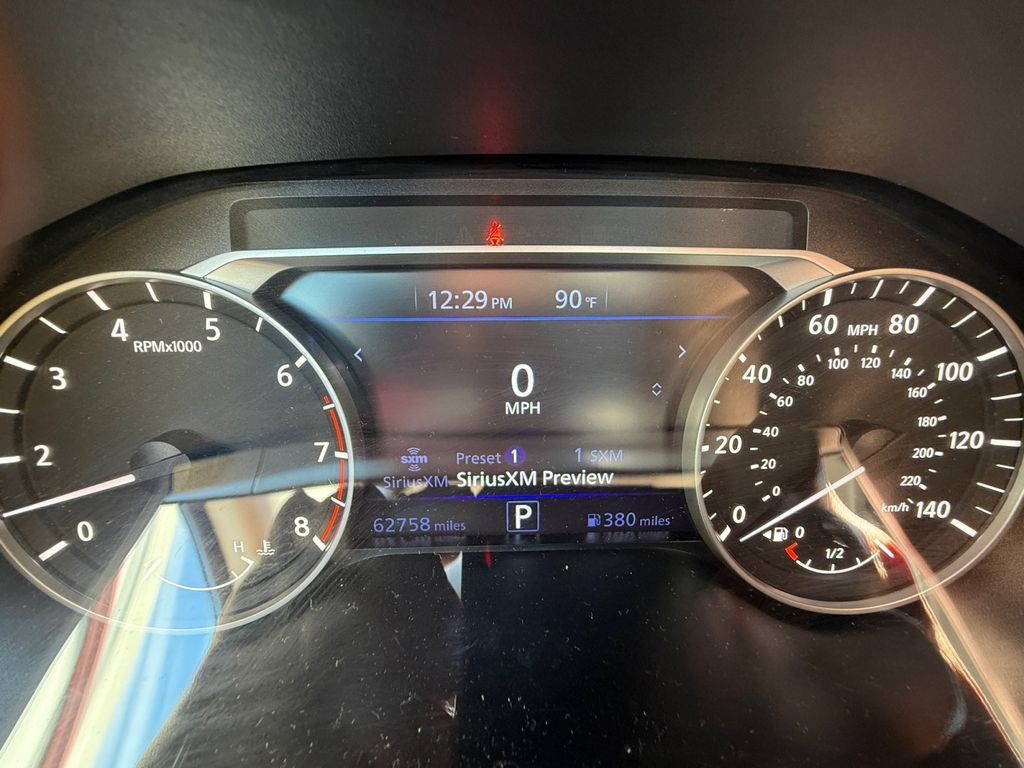 Used 2024 Nissan Altima 2.5 SV FWD image 9