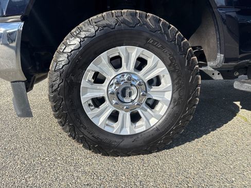 Certified 2022 Ford F350 XLT w/ XLT Value Package image 27