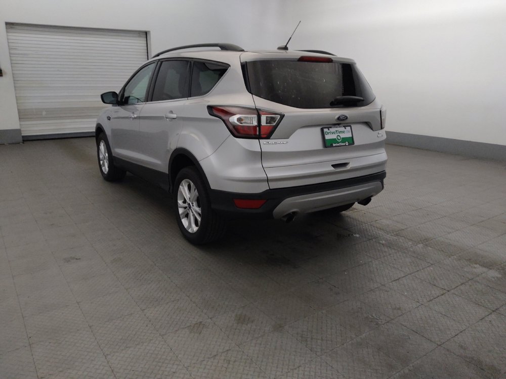 Used 2017 Ford Escape SE w/ Equipment Group 201A AWD/4WD image 5