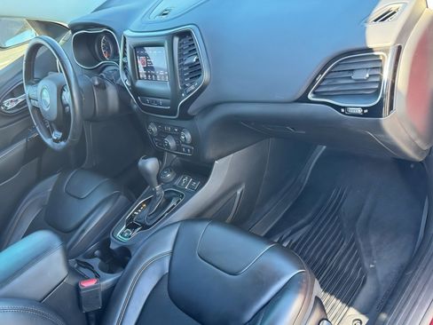 Used 2021 Jeep Cherokee Altitude image 10